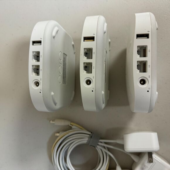 Eero Internet 3 Set 1st Generation Mesh WiFi System Internet Routers Whole Home - Picture 4 of 8